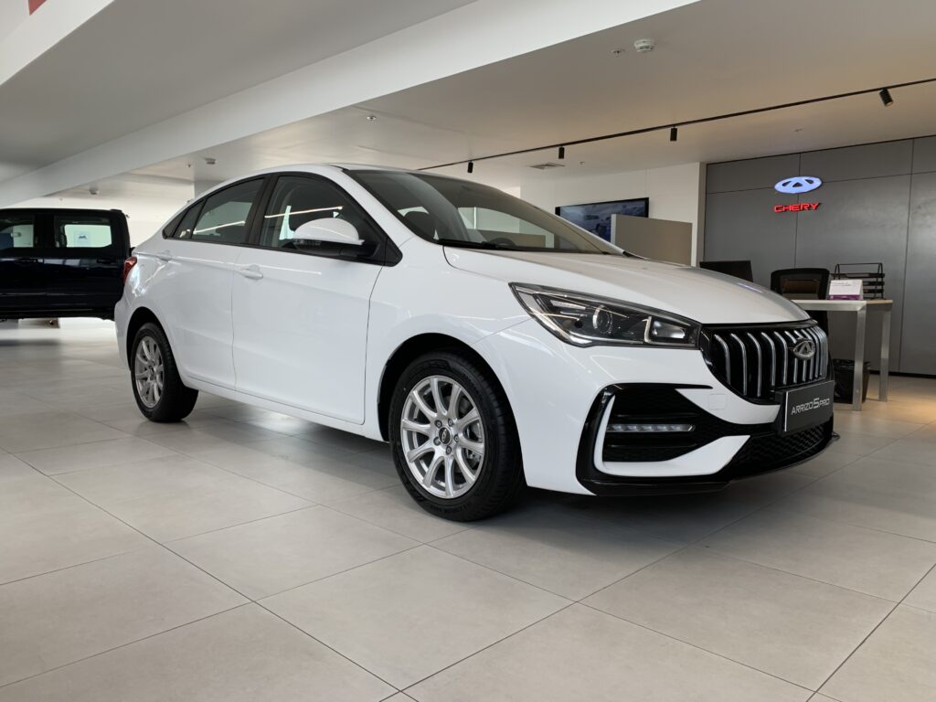 Chery Arrizo 5 Pro: Estilo, Confort y Precio Destacable