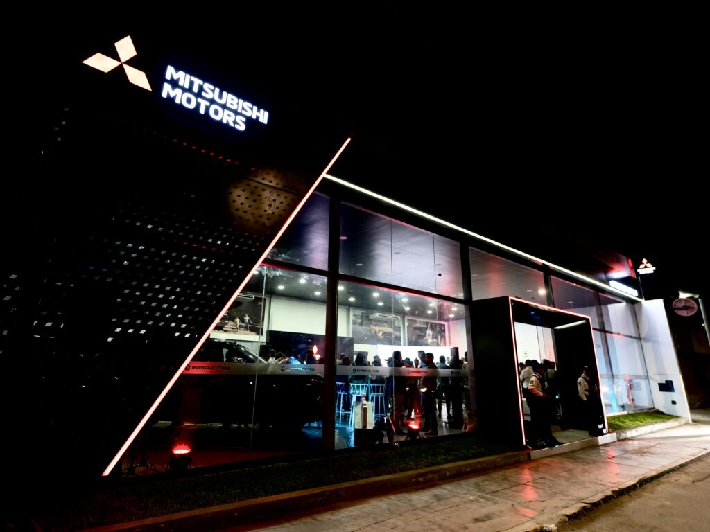 Mitsubishi Motors e Intermotors inauguran moderno showroom en Trujillo