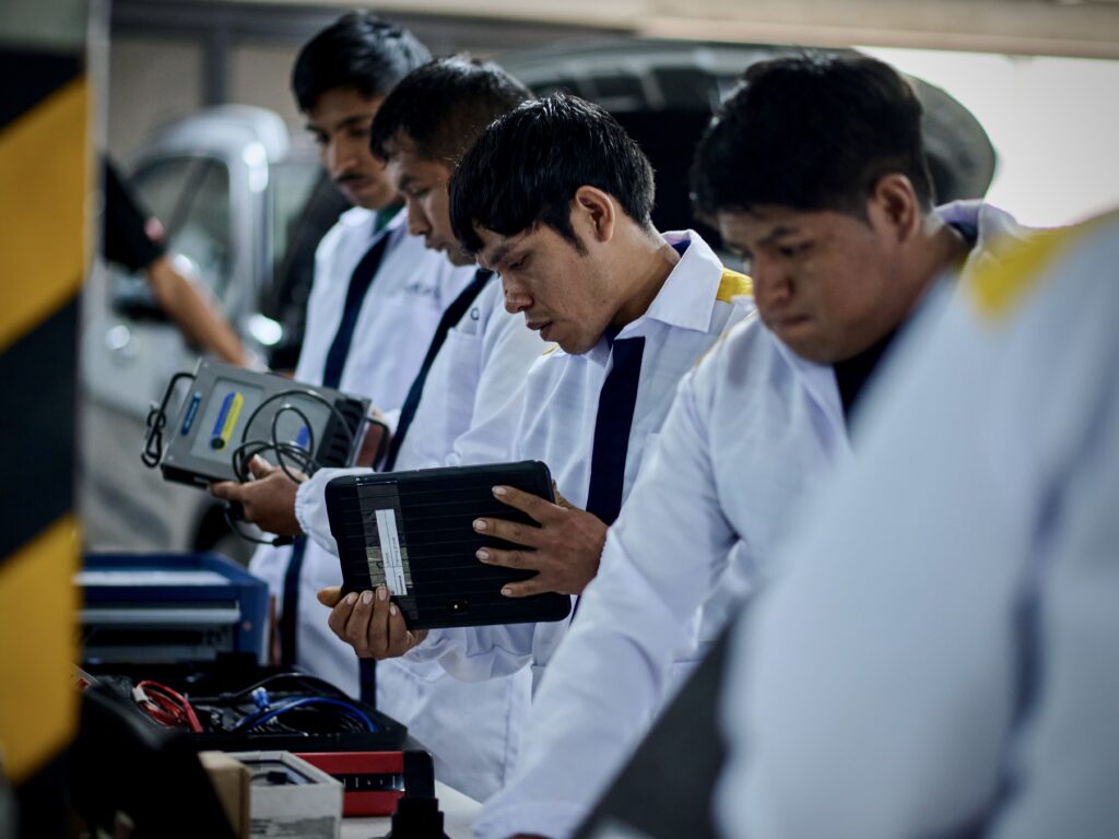 Capacitación técnica para red de Astara Perú