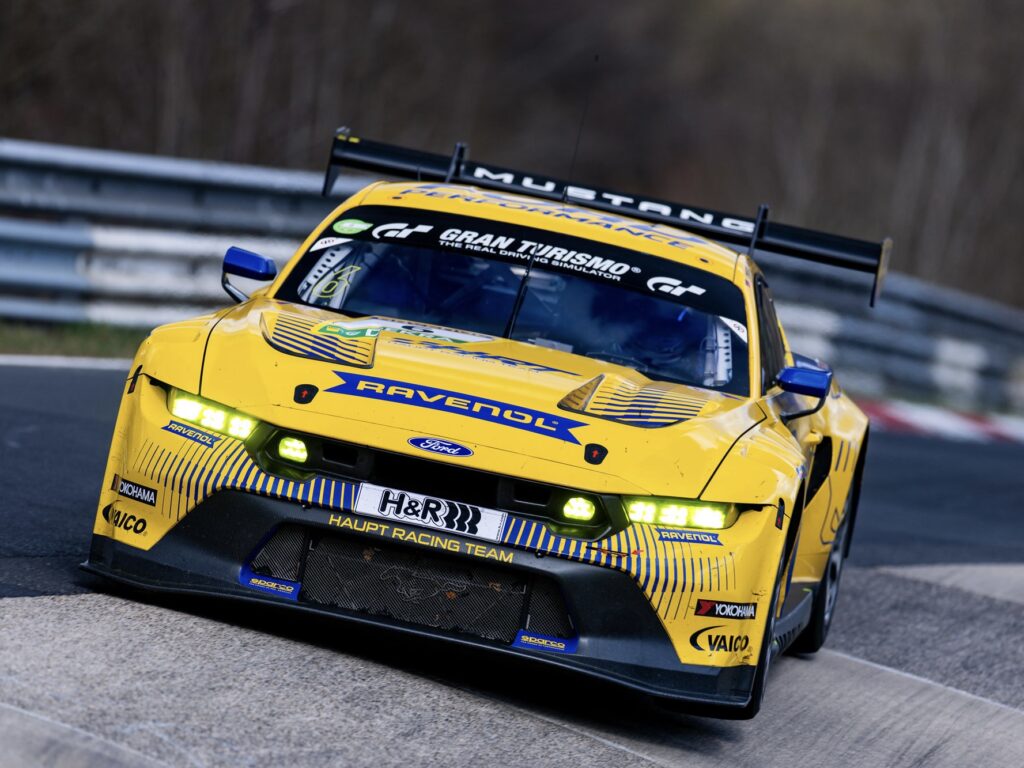 Mustang GT3 triunfa en Nürburgring