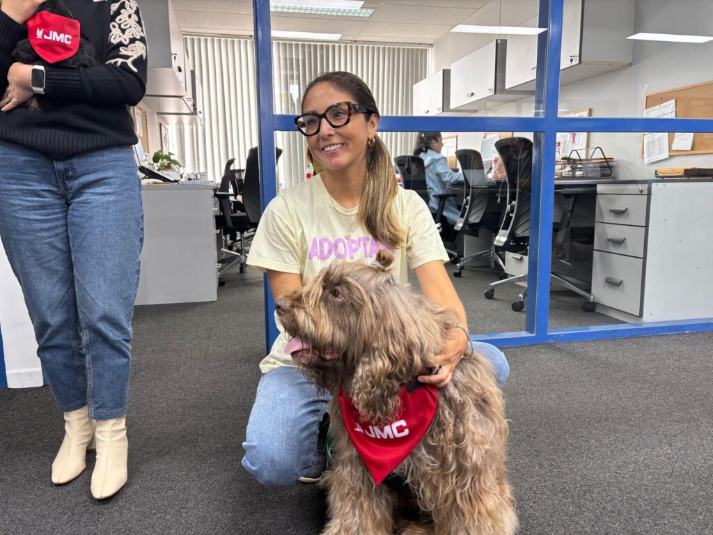 JMC impulsa la adopción responsable junto a Tifa Grados