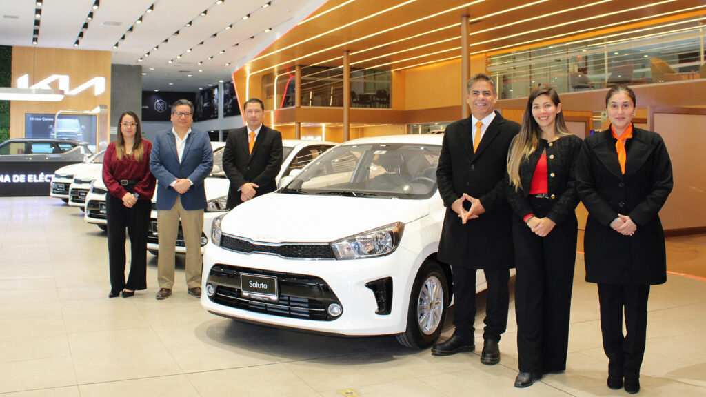 KIA y Sixt refuerzan presencia en el nuevo Jorge Chávez