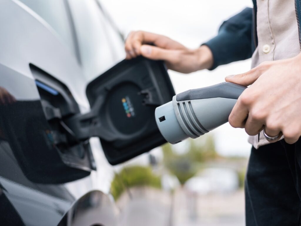 Movilidad eléctrica en 2025: avances, obstáculos y perspectivas