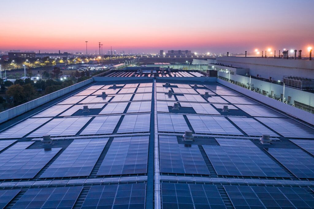 Inchcape supera los 1,500 paneles solares y avanza hacia la carbono neutralidad en América Latina