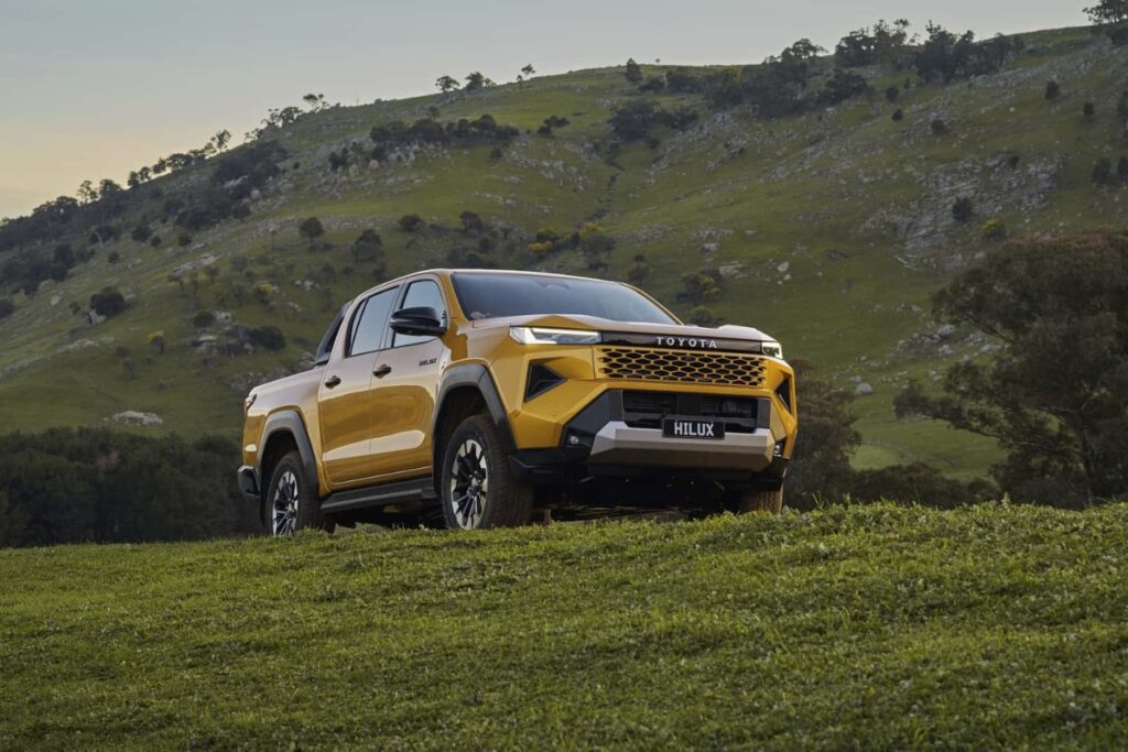 Toyota Hilux 2026: más fuerte, más tecnológica y ahora electrificada