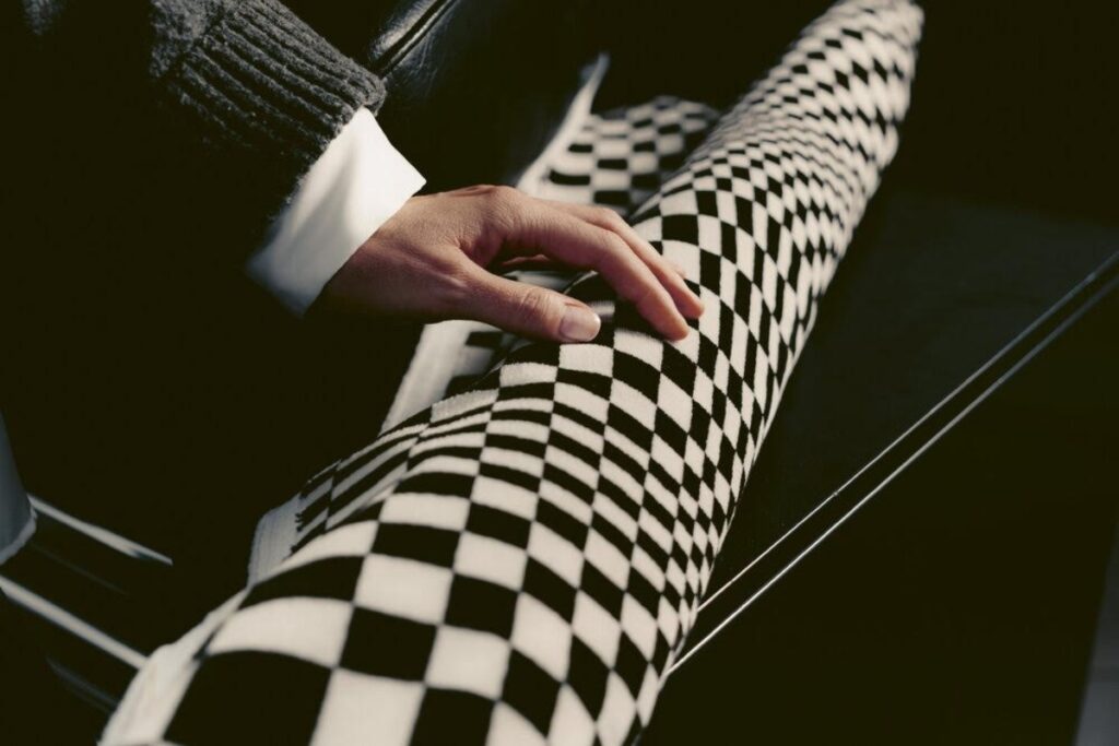 Porsche revive sus icónicas texturas históricas para autos clásicos y actuales