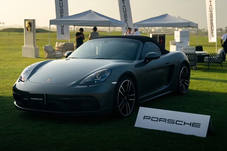 Porsche Perú apoya la causa solidaria en el VI Abierto de Golf Claro