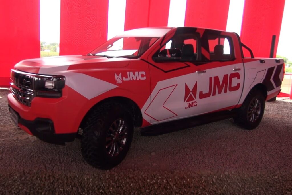 JMC renueva su ofensiva en pick-ups y presenta equipo oficial para Caminos del Inca 2026