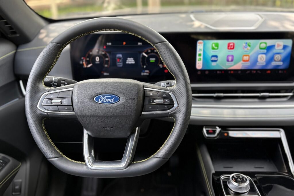 Ford Territory Titanium Hybrid 2026: más potencia, menos consumo - Auto ...