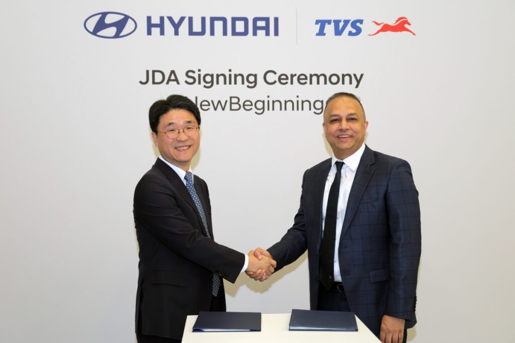 Hyundai y TVS se unen para impulsar la movilidad eléctrica de tres ruedas en India