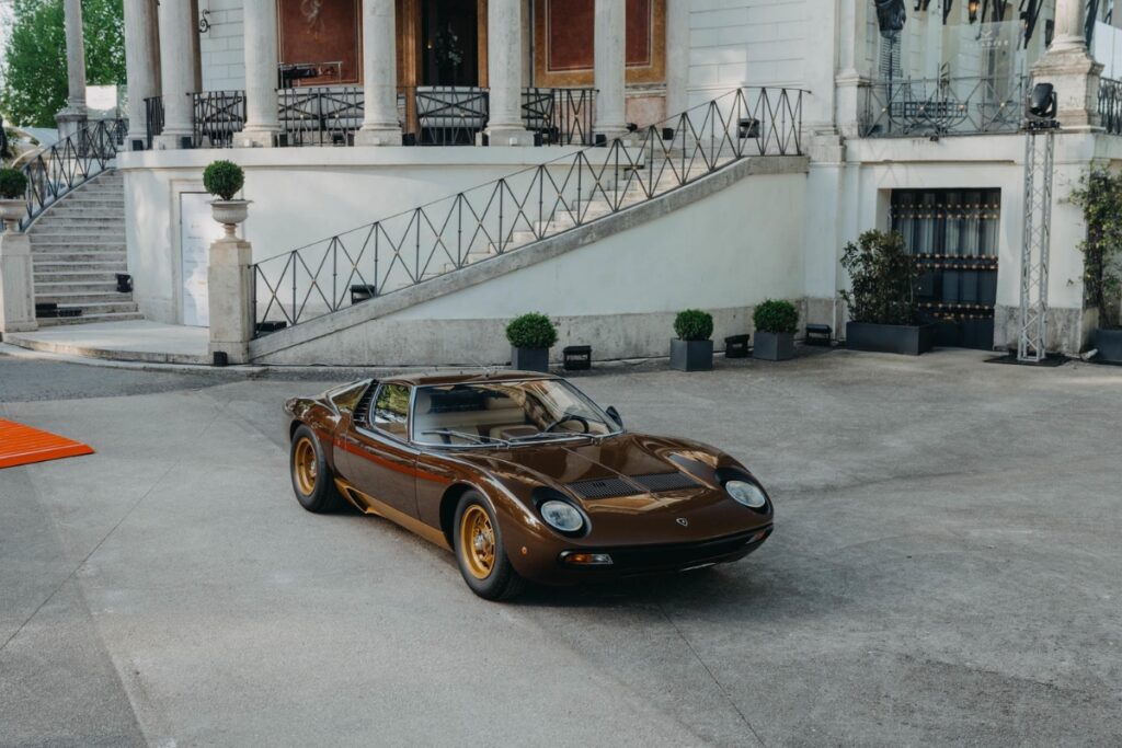 Lamborghini Polo Storico revive un ícono con la restauración del Miura SV