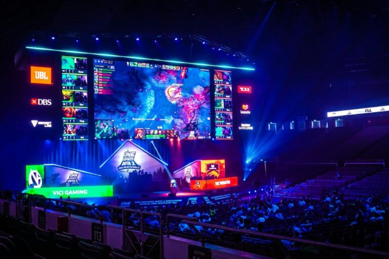 Kia refuerza su apuesta por los esports en Perú con América Esports