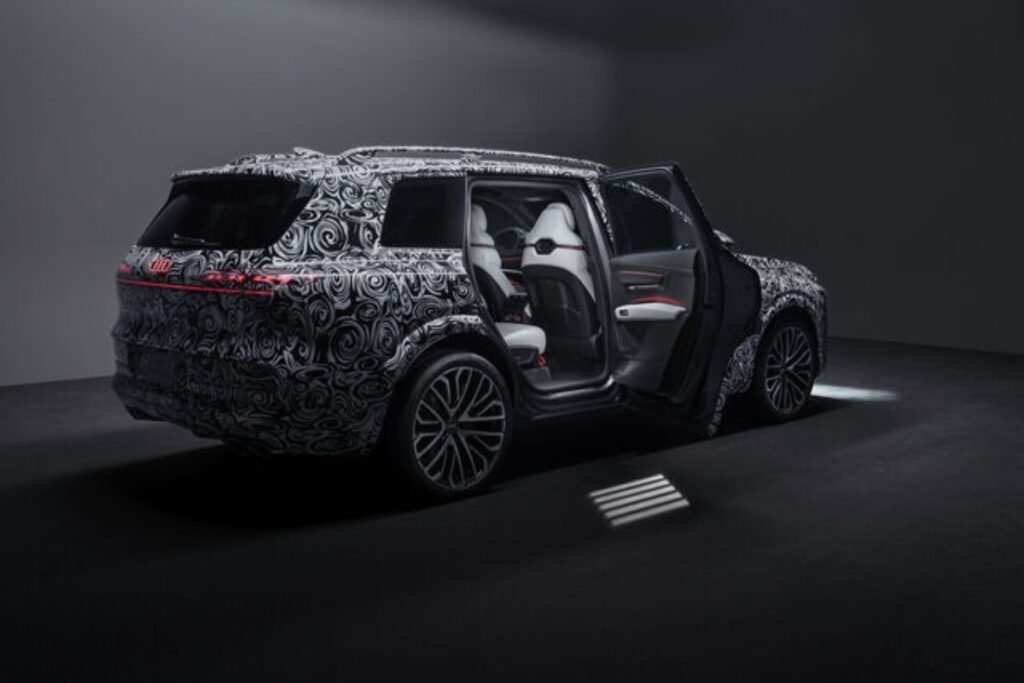 Audi adelanta el interior del nuevo Q9, su SUV más lujoso y tecnológico