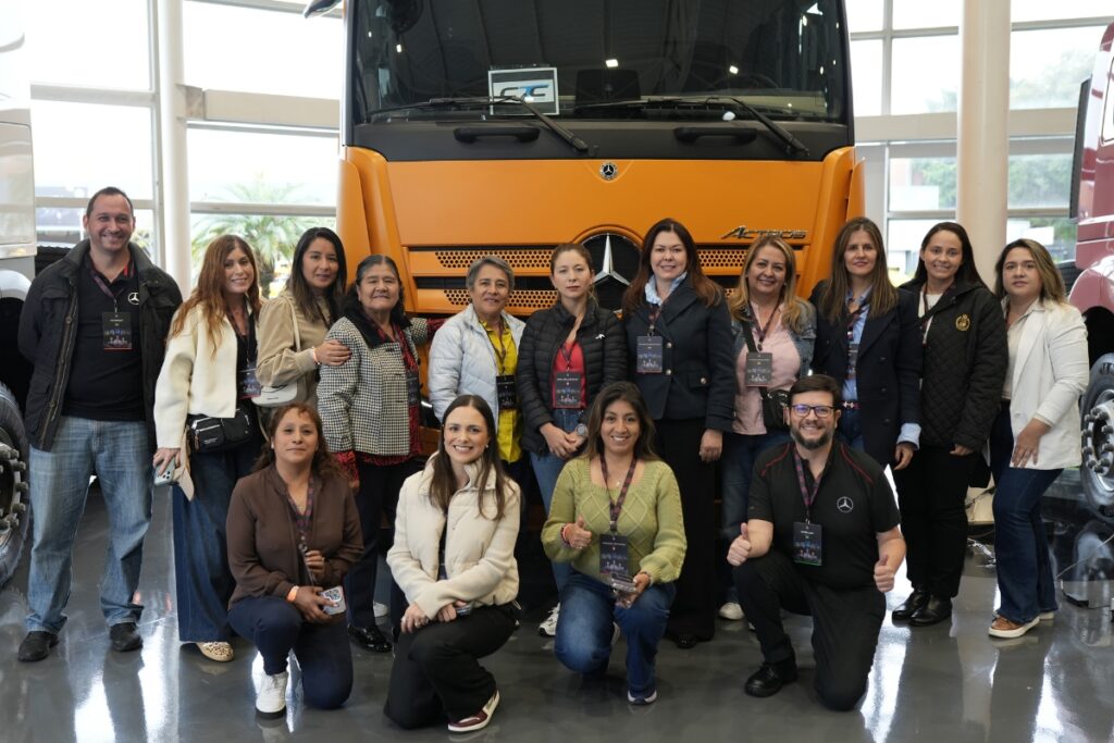 Divemotor impulsa el liderazgo femenino del transporte peruano en encuentro regional de Mercedes-Benz
