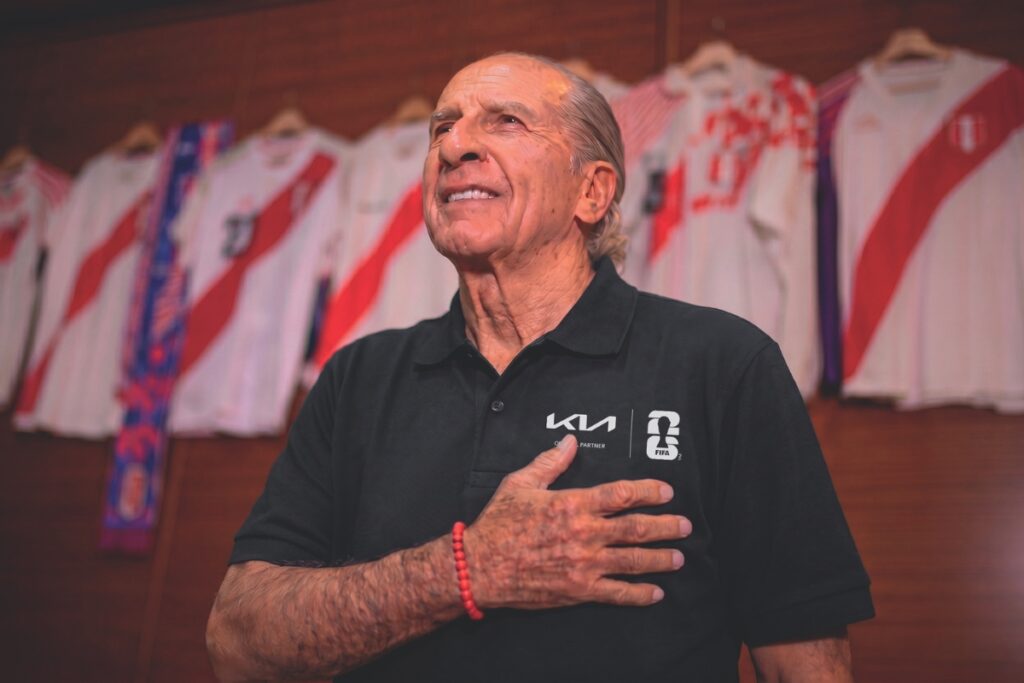 El peruano que ha vivido 14 Mundiales se prepara para su Mundial número 15 de la mano de Kia