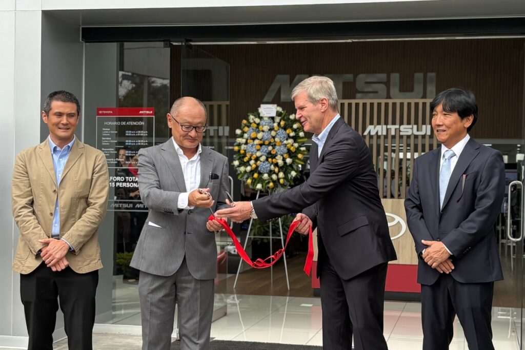 Toyota renueva concesionario Mitsui La Molina con su nuevo estándar de atención