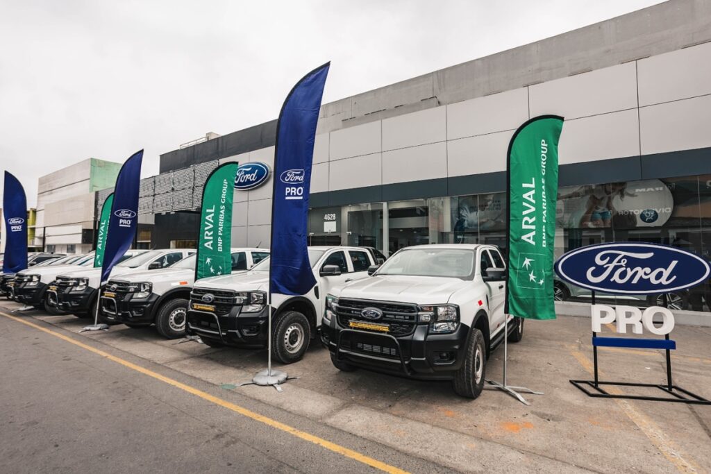Ford PRO y Arval Perú entregan 45 Ford Ranger para fortalecer operaciones agrícolas