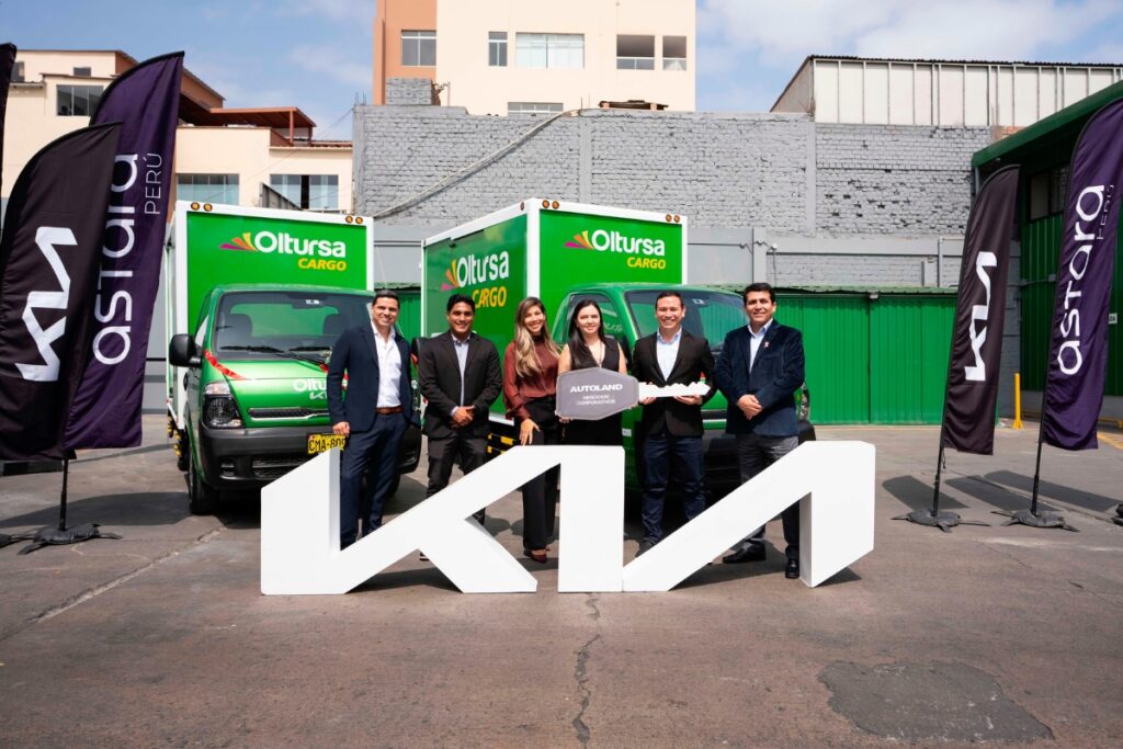 Kia fortalece su presencia en el sector corporativo con nueva entrega a Oltursa
