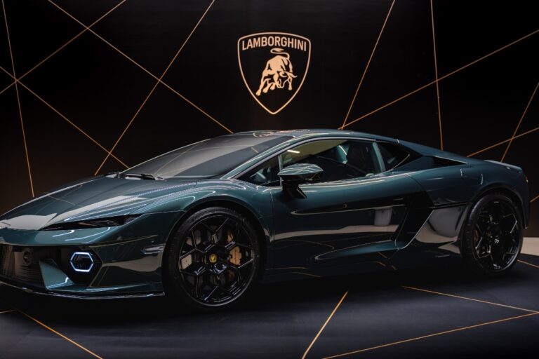 Lamborghini Temerario llega al Perú para inaugurar una nueva era de superdeportivos híbridos