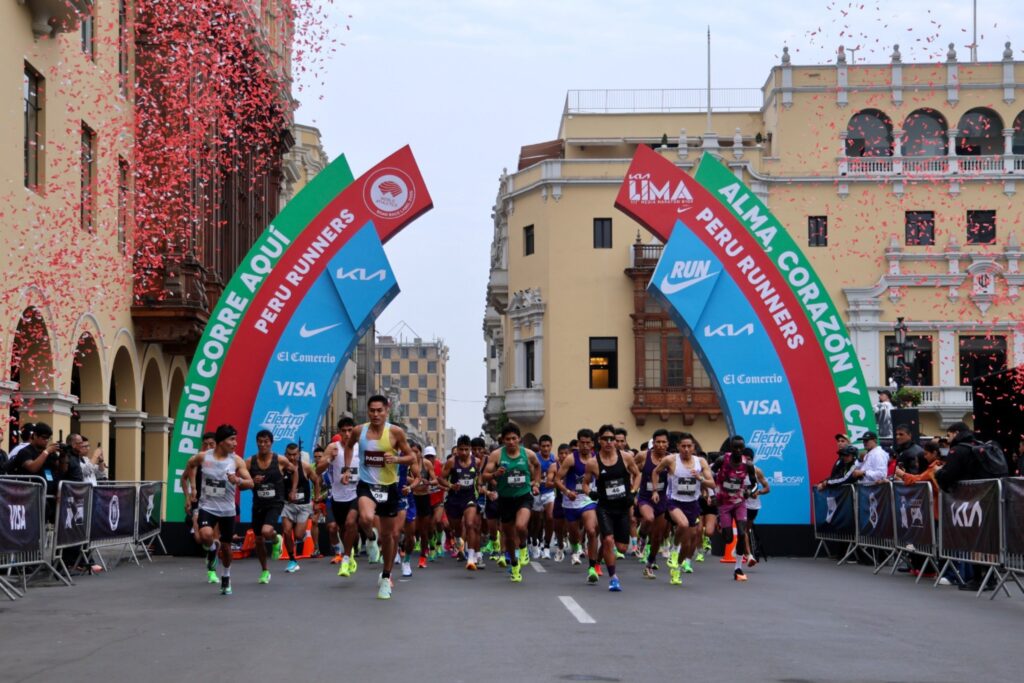 Cerca de 21 mil corredores tomaron Lima en la 117.ª Kia Media Maratón de Lima