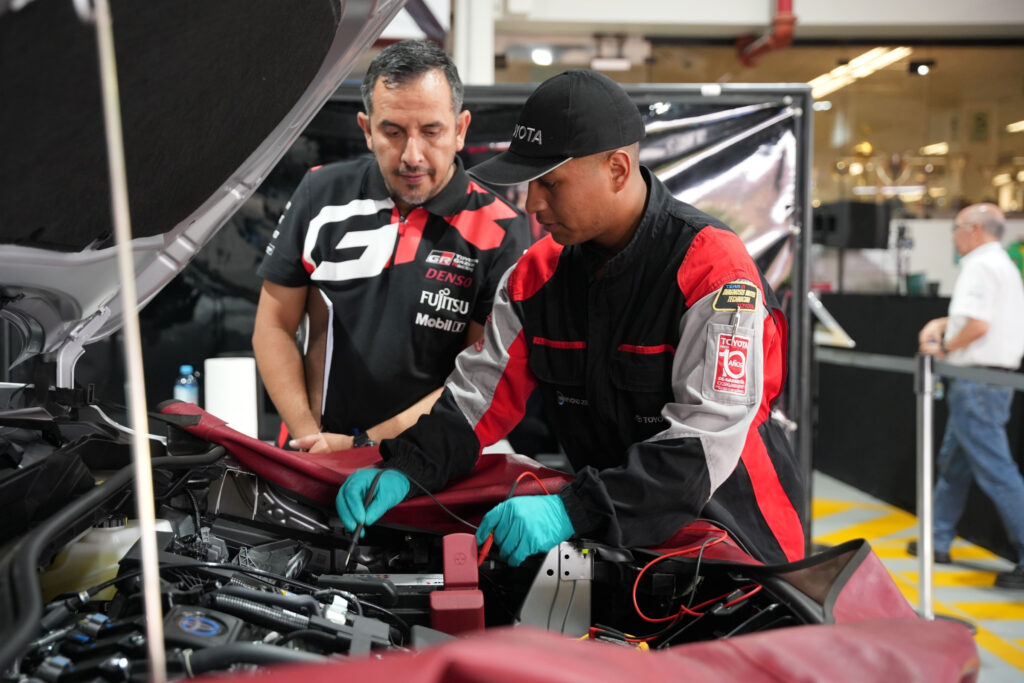 Toyota del Perú reconoce a los mejores técnicos de su red en el Concurso Nacional de Habilidad Técnica 2026
