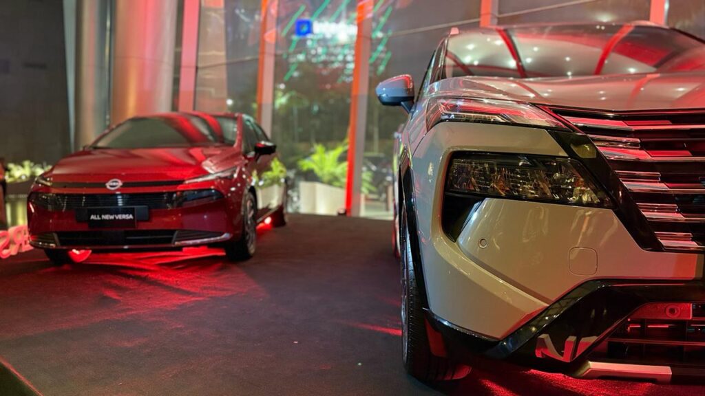 All-New Versa y New X-Trail durante la presentación de Nissan Perú