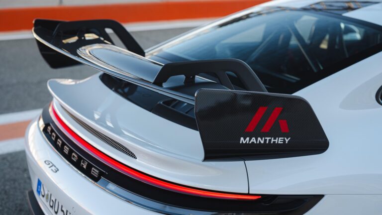 Porsche eleva al 67 % su participación en Manthey Racing