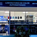 Laboratorio de color automatizado de Mitsui Automotriz